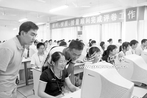 高考工作公开化透明化，让我们感到非常欣慰