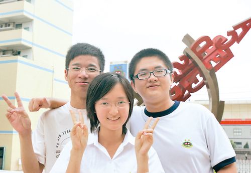 东莞清华北大录取20人 同校同名三同学入北大