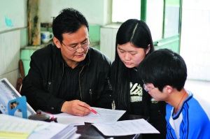 广东2010年高考变脸 不想成为实验品缩水1/3